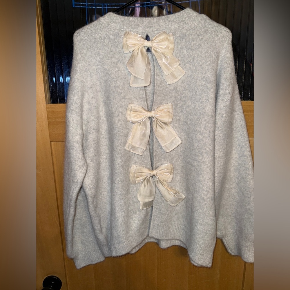 Nwt Maple Back Bow Detail Open Slit Knit Pullover Sweater Size Med